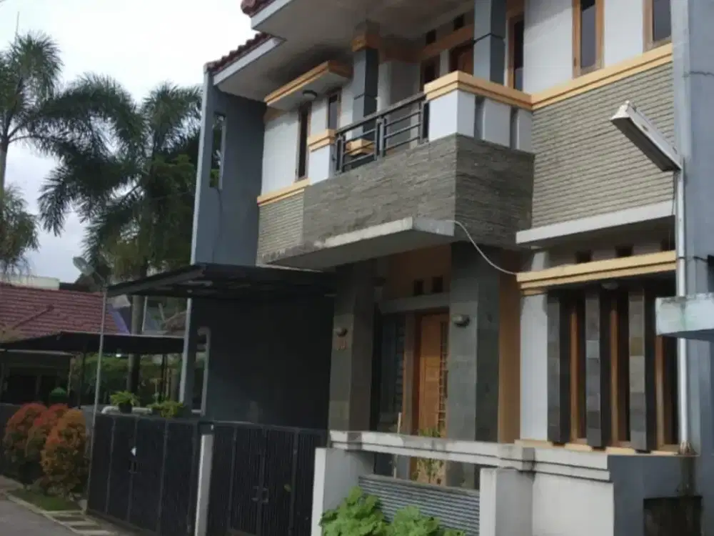DIJUAL MURAH RUMAH CIWASTRA 2 LANTAI KOTA BANDUNG STRATEGIS