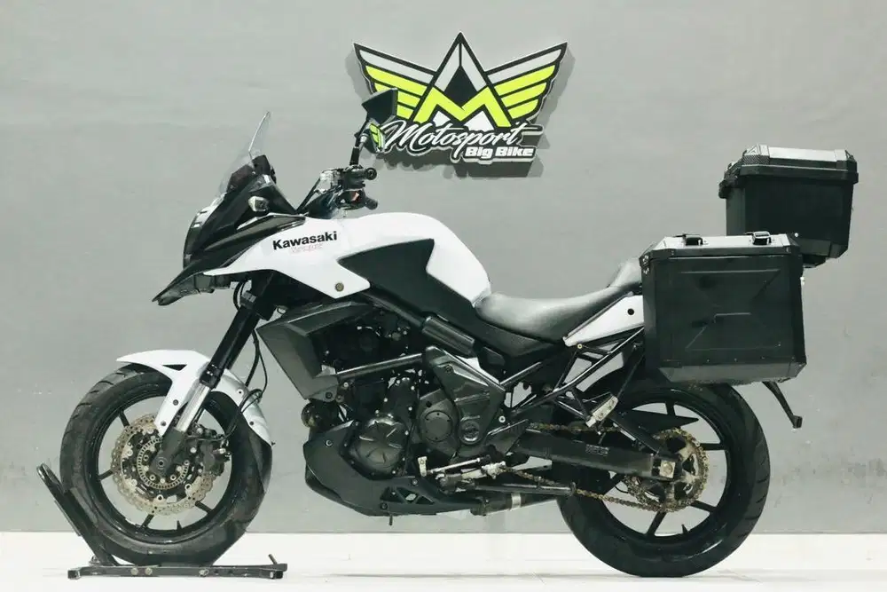 Kawasaki versys 650 ABS sangat nyaman buat turing jauh siap gas