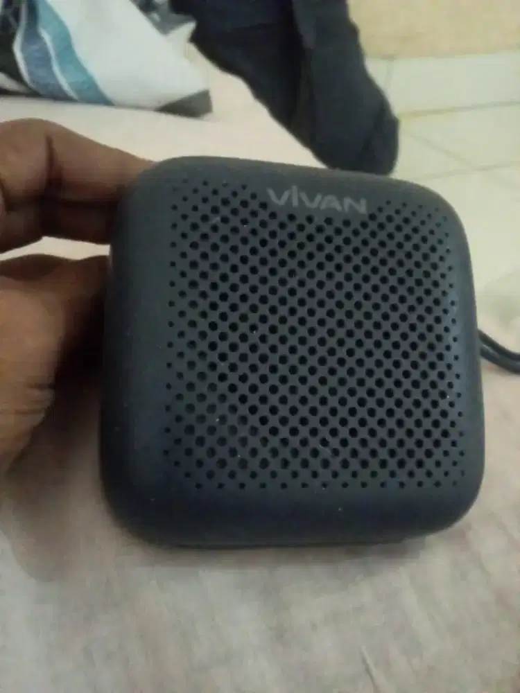 Speaker bluetooth bass