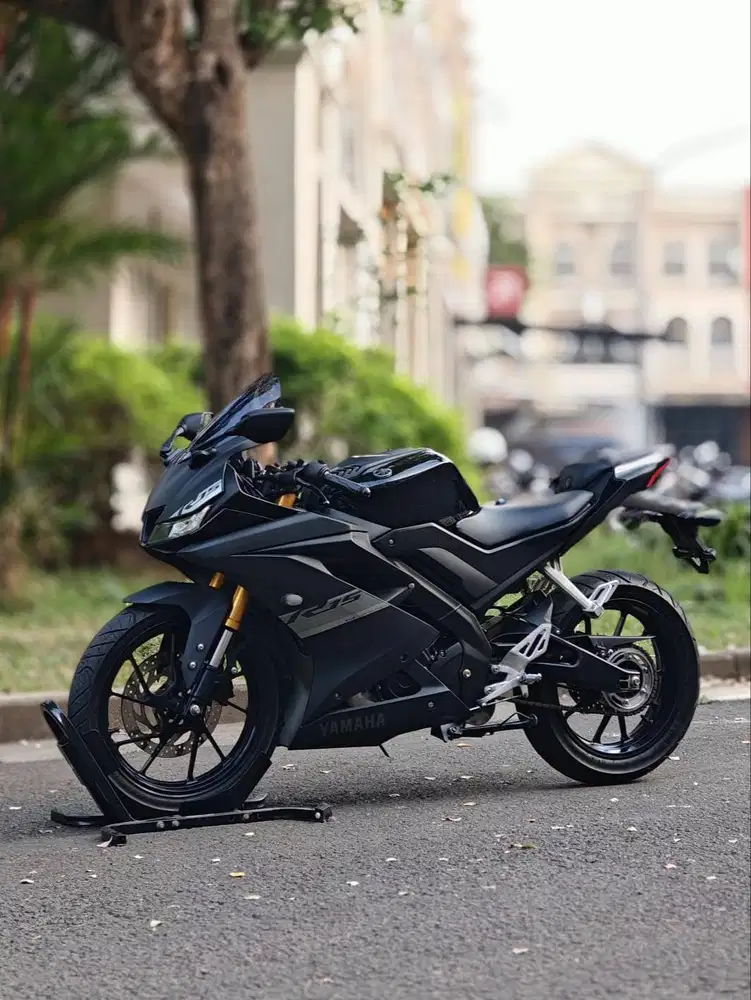 YAMAHA YZF R15 V3 2021 HITAM KM 18K PAJAK ON SIAP GASPOL