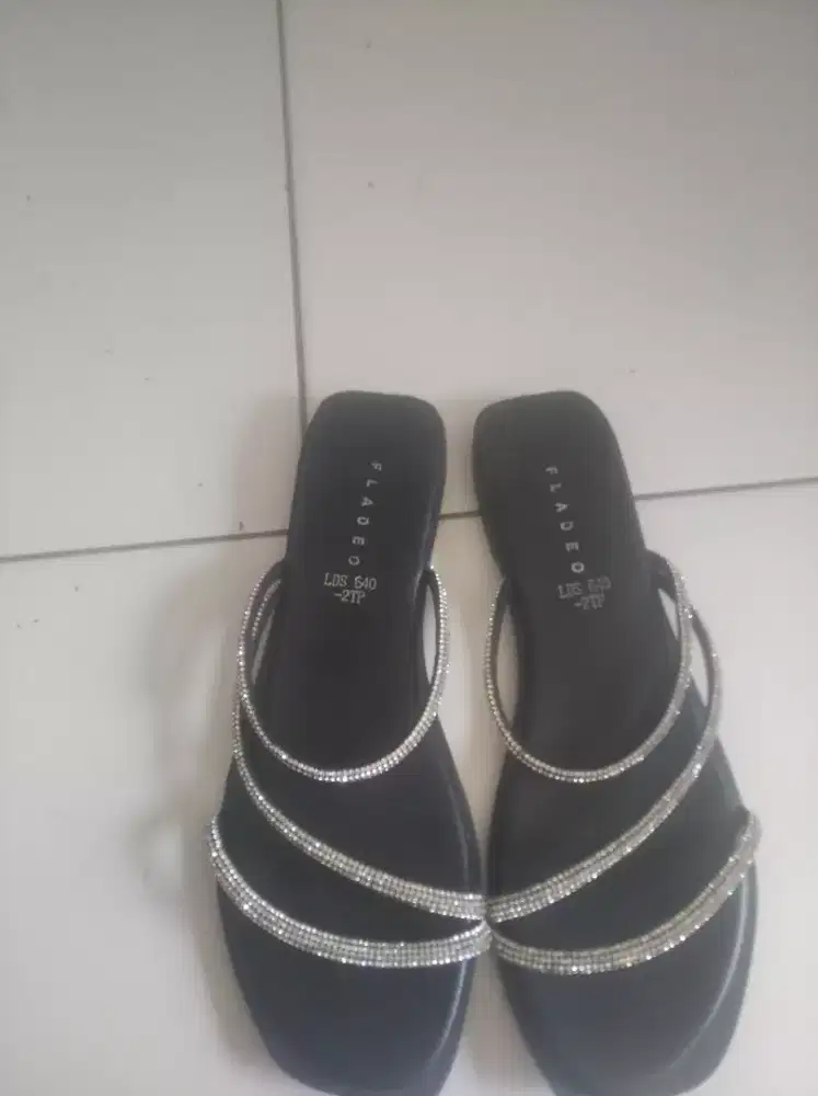 Jual Sandal Slop Premium Merk Fladeo