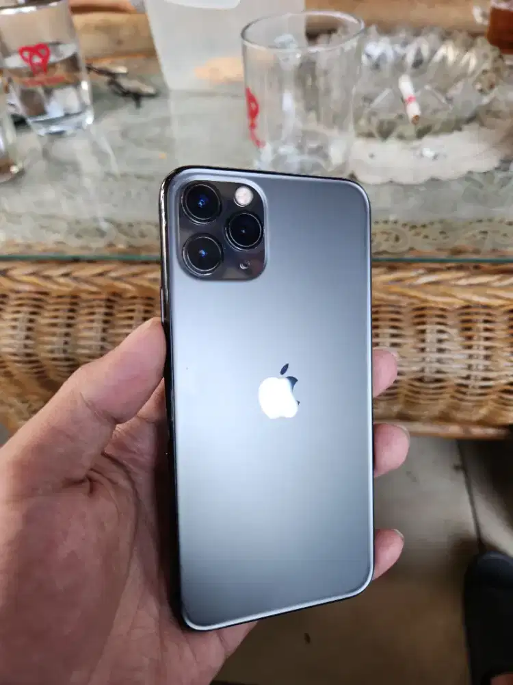 Iphone 11 pro ibox