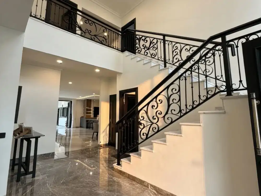 Jual Rumah Mewah Fontainebleau Full Furnished, BSD City