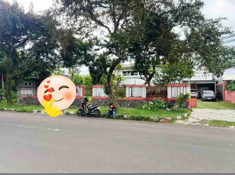 Jual Rumah Besar Luas Komersial Area cocok buat cafe resto di Ahmad Yani Bogor