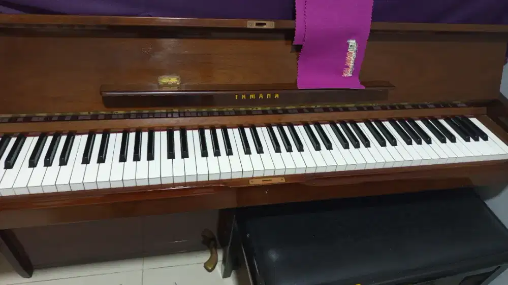 Piano Yamaha type B