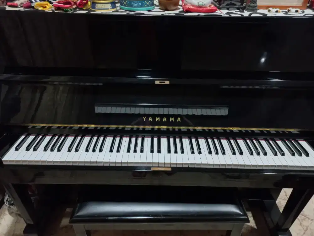 Obral Pindahan ! Dijual Cepat Yamaha U1. Kondisi masih sangat bagus.