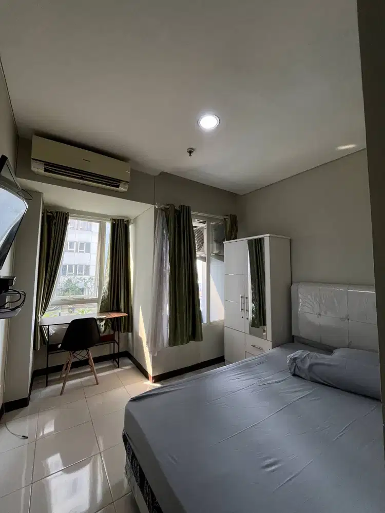 DISEWAKAN UNIT STUDIO NIFARRO PARK (SEMI FURNISHED)