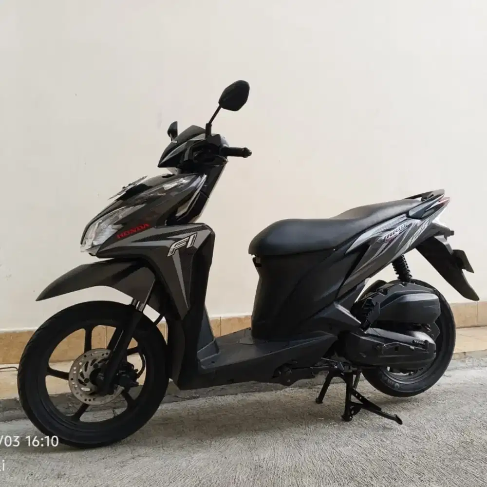 HONDA VARIO 125 KZR TAHUN 2013 CASH ONLY ( FREE BALIK NAMA )