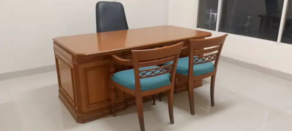 MEJA KERJA BESAR SET KURSI