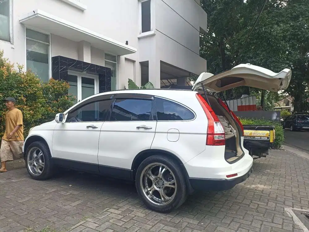Honda CR-V 2010 Bensin
