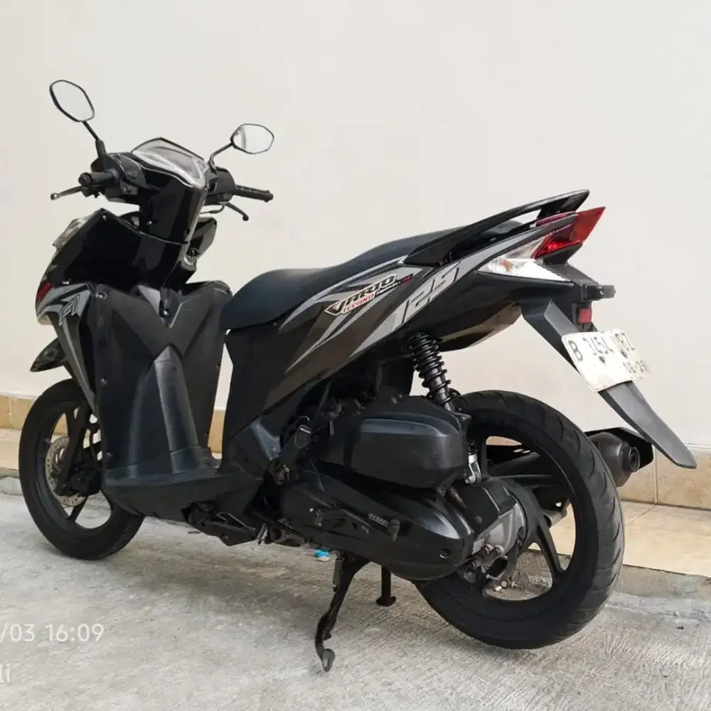 HONDA VARIO 125 KZR TAHUN 2013 CASH ONLY ( FREE BALIK NAMA )