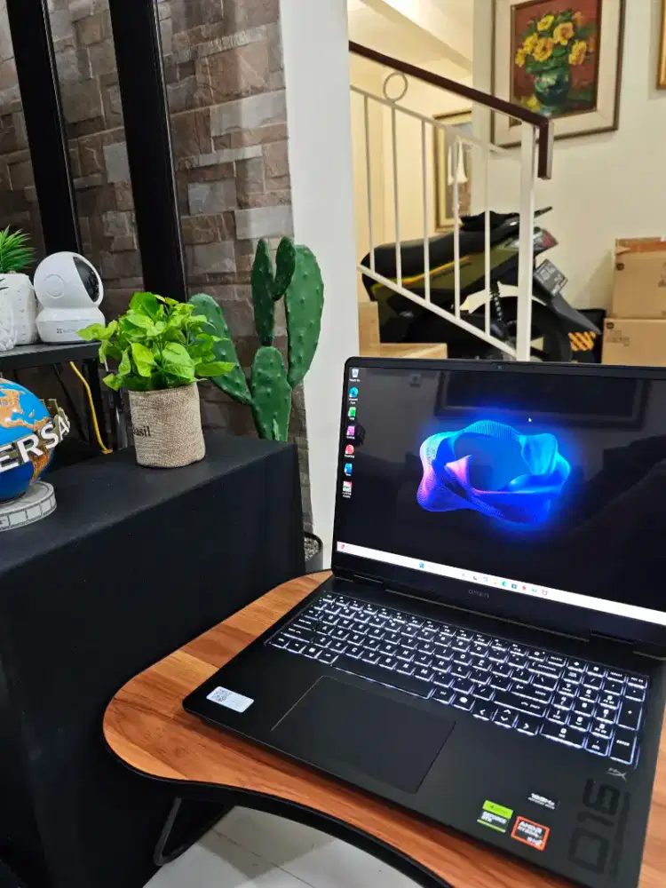 Laptop HP Omen 16 Ap00ax RTX5060 x rog msi nitro