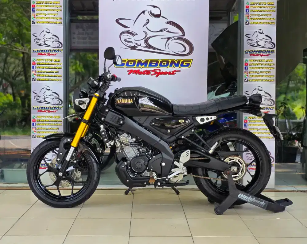 YAMAHA XSR 2025