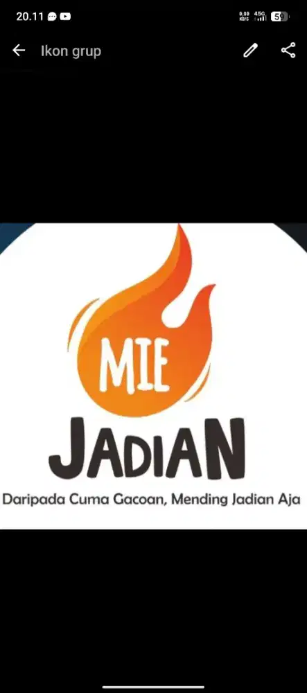 Pelayan Kedai Mie