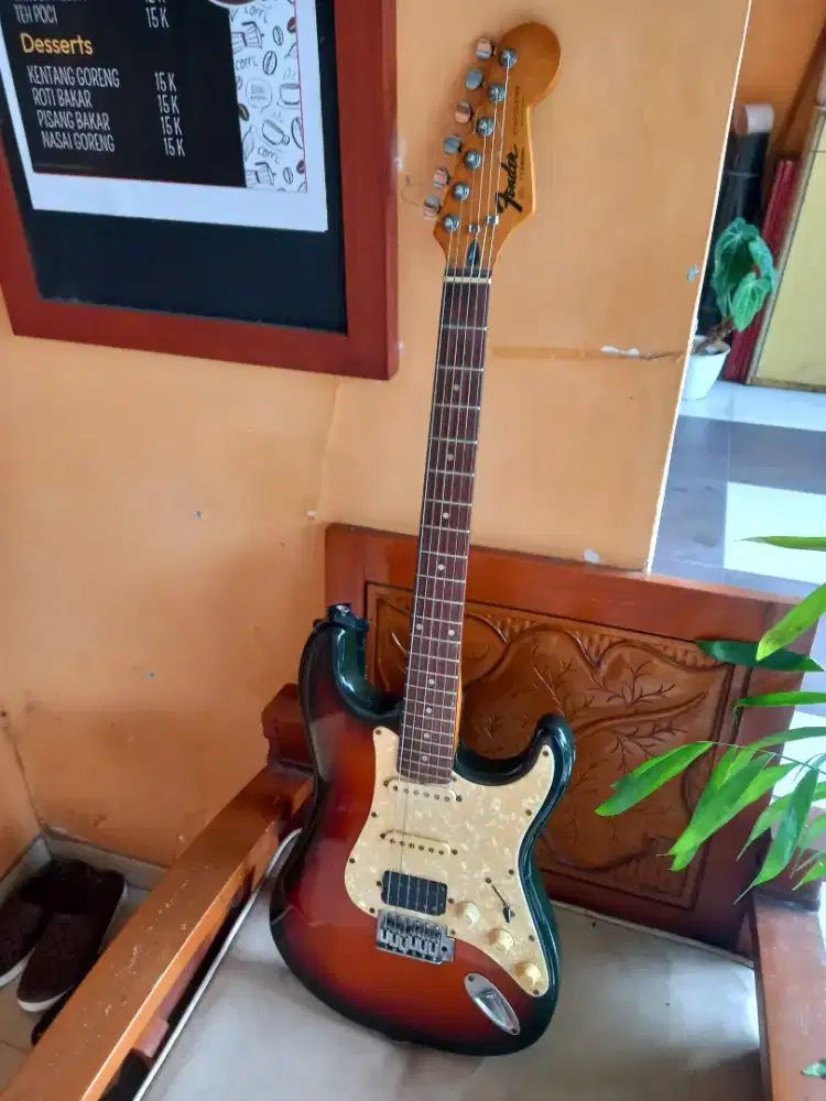Jual Gitar Electric bekas