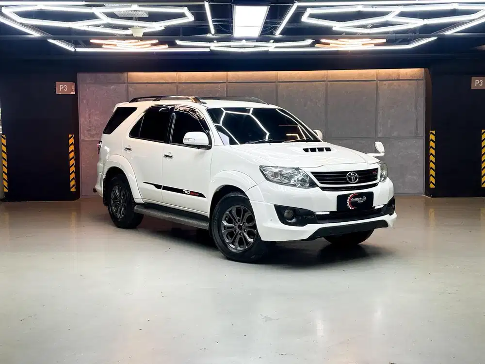 Km 80Rban Toyota Fortuner G Vnt Trd At 2015