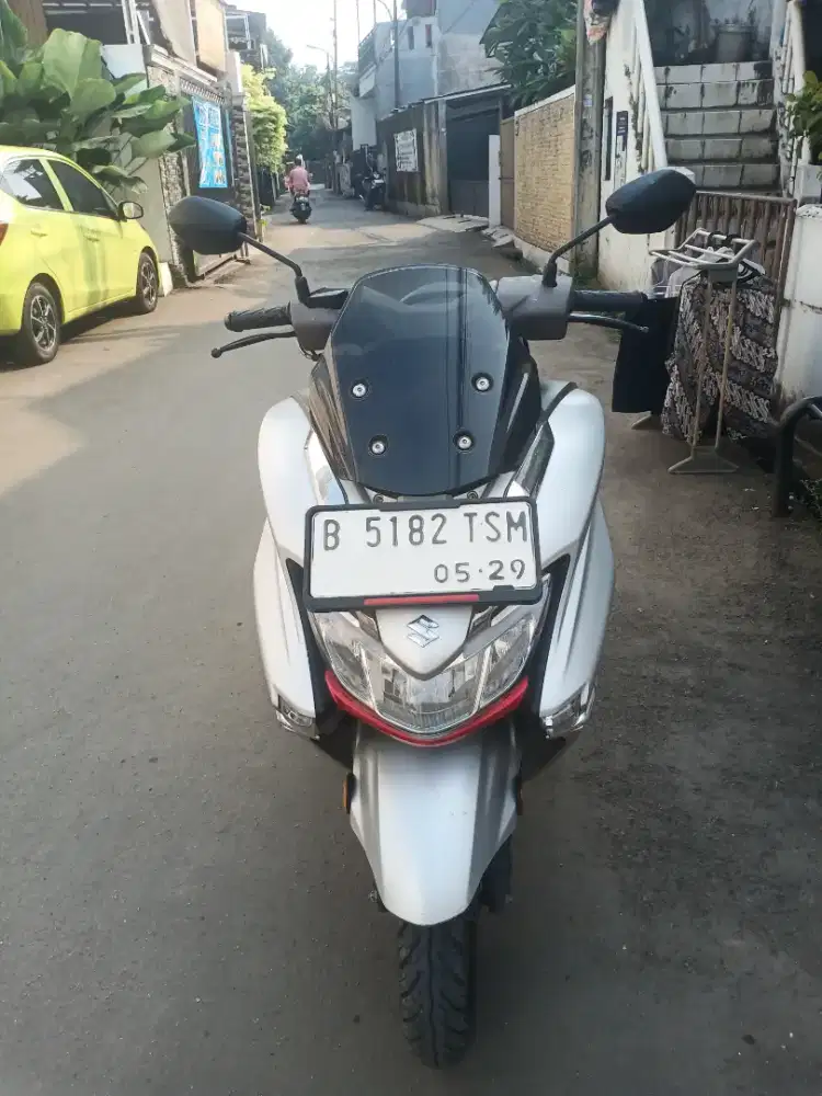 Suzuki Burgman 125 Tahun 2024 Pribadi