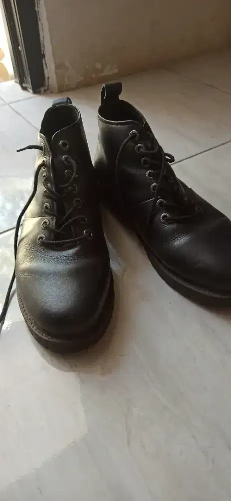 Sepatu Brodo Signore Boots