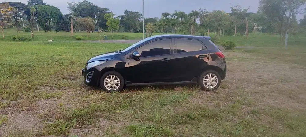 Mazda 2 2013 Bensin