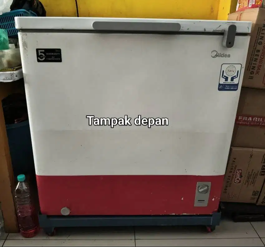 JUAL : FREZER KOTAK 200 L MERK MIDEA