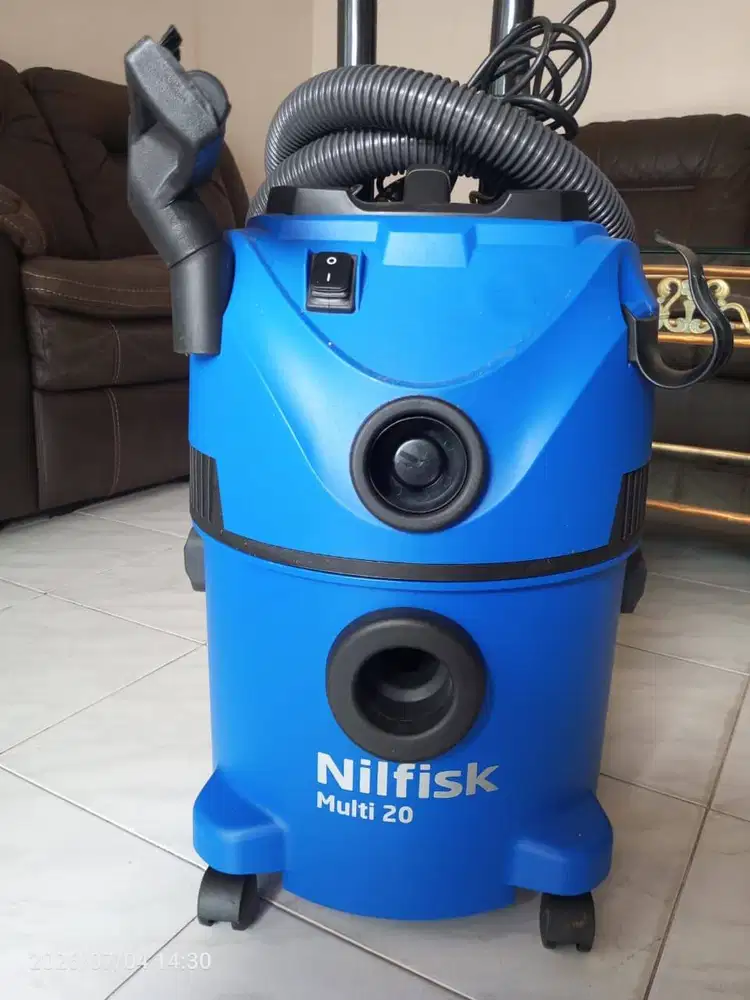 Vacum cleaner basah kering NILFISK Multi 20