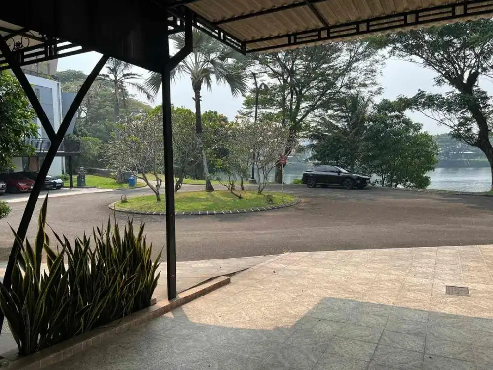 serenade. paramount. serpong