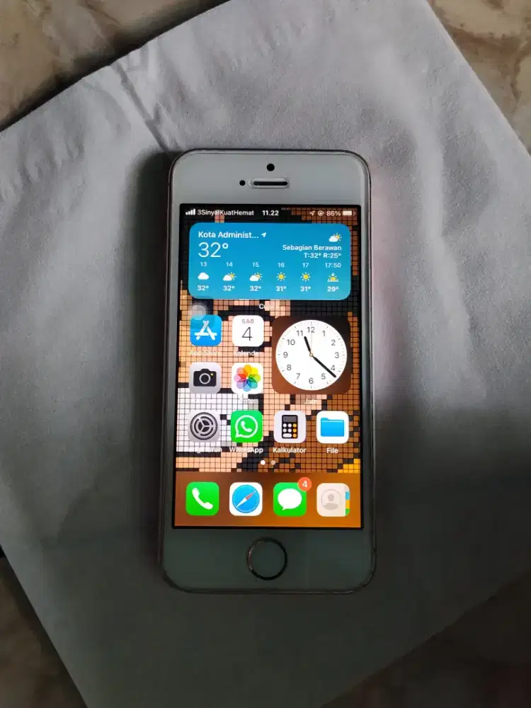 iPhone 5se 2016 second