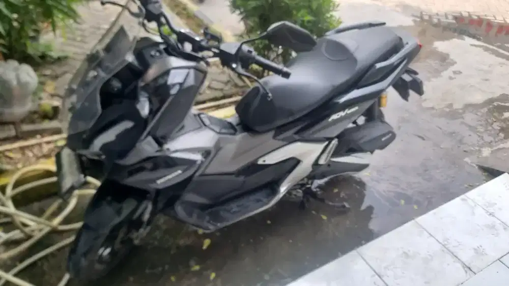 Honda ADV 2024 siap pakai tangan1