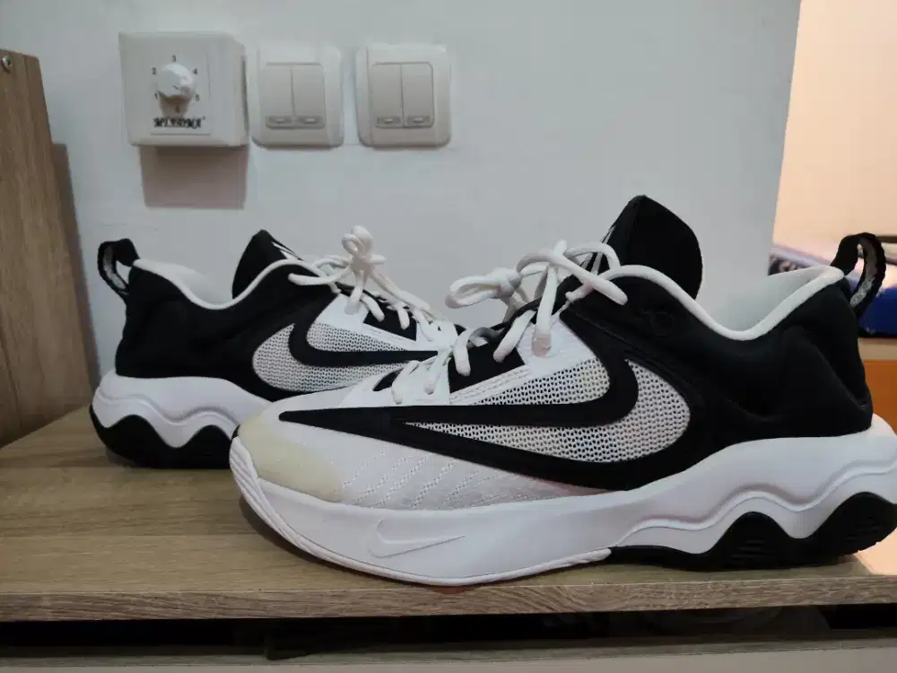 Giannis Immortality 3 Size 44 LIKE NEW