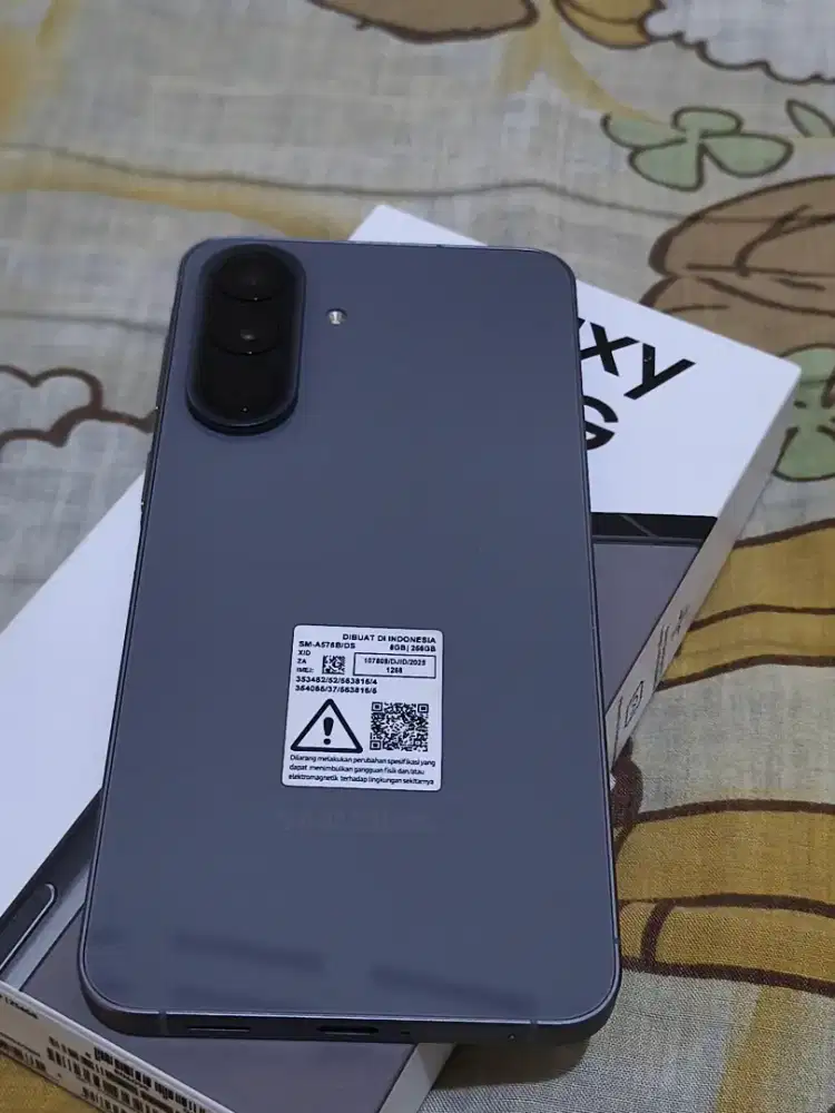 Samsung A57 8/256 BNOB