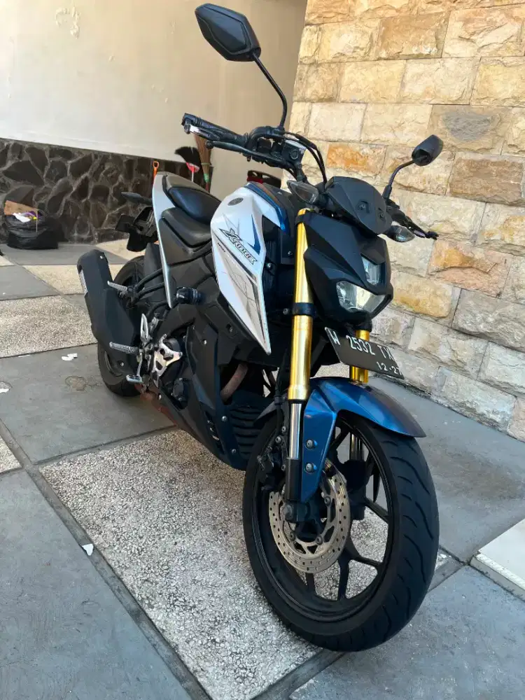 DIJUAL YAMAHA XABRE 2016