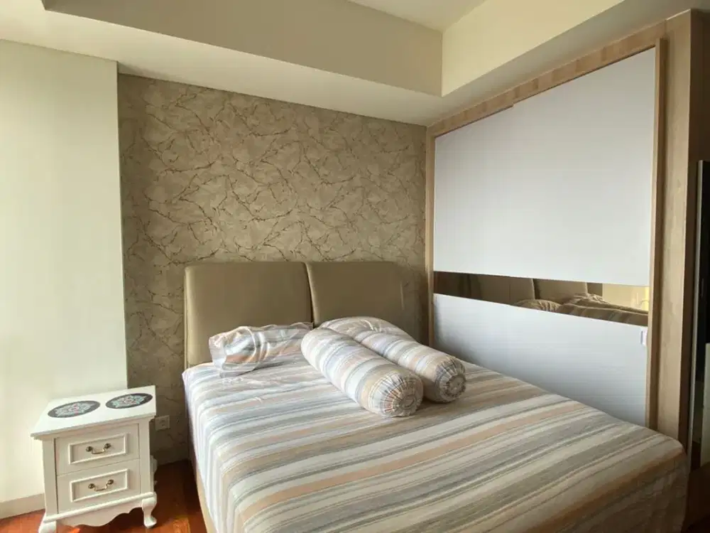 Disewakan Apartemen Tipe Studio Mewah di Cleon Park Lantai 9 View Bianglala Tinggal Bawa Koper