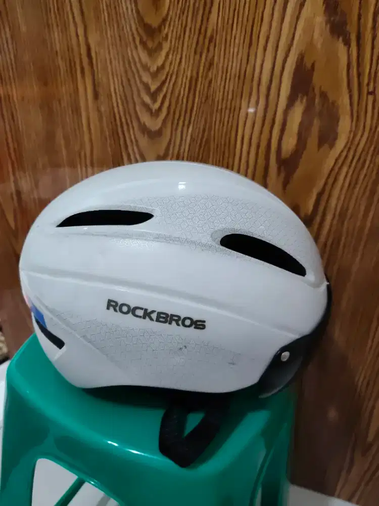 Helm sepeda Rockbros dengan kaca magnetic WT-018