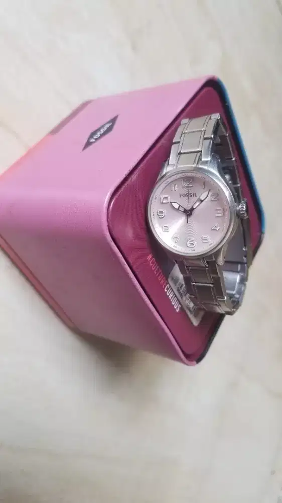 Jam fossil wanita original