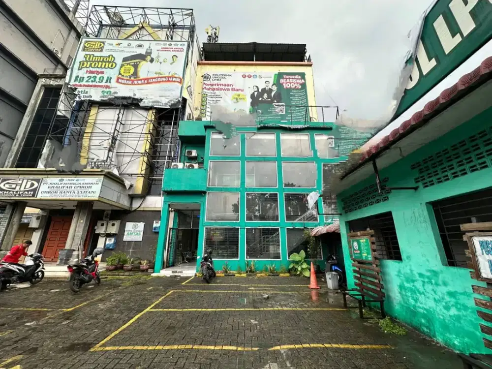 Dijual Ruko bekas kampus Jalan Iskandar Muda