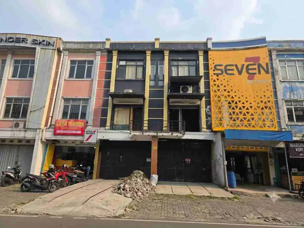 Disewakan Ruko Strategis di Jl. Sholeh Iskandar, Bogor (Lantai 1 Saja)