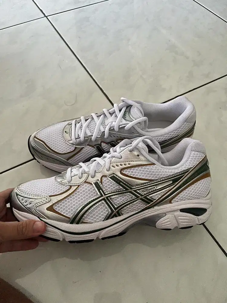 jual asics gt 2106 masih baruu