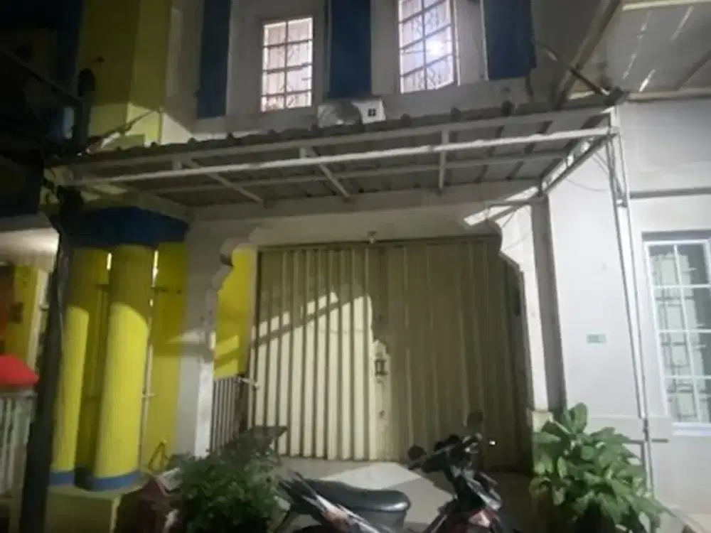 Ruko 2 lantai lokasi strategis di Legenda Wisata