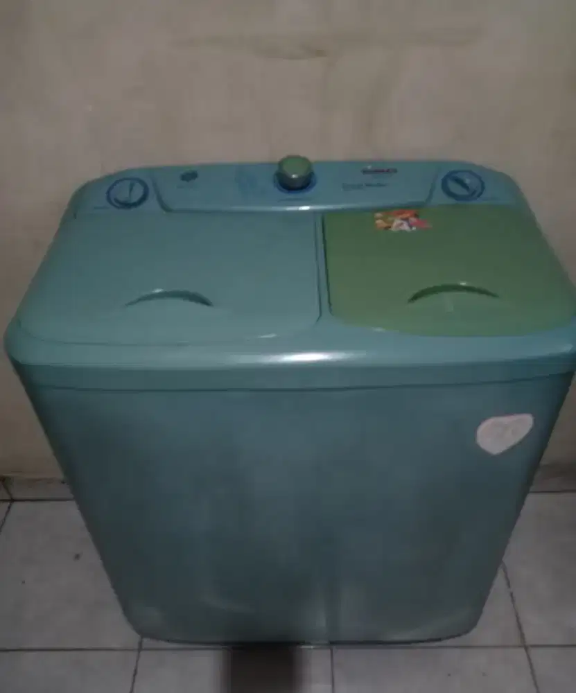 Mesin cuci 2 tabung