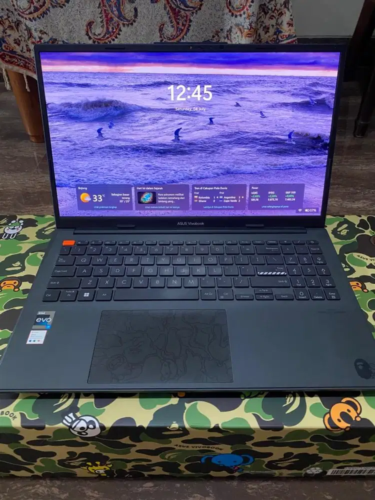 ASUS Vivobook Bathing Ape Limited Edition i9: