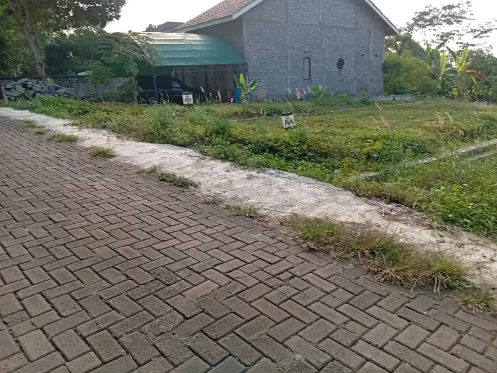 Tanah nempel jalan SHM ready siap bangun dikota Semarang Unnes
