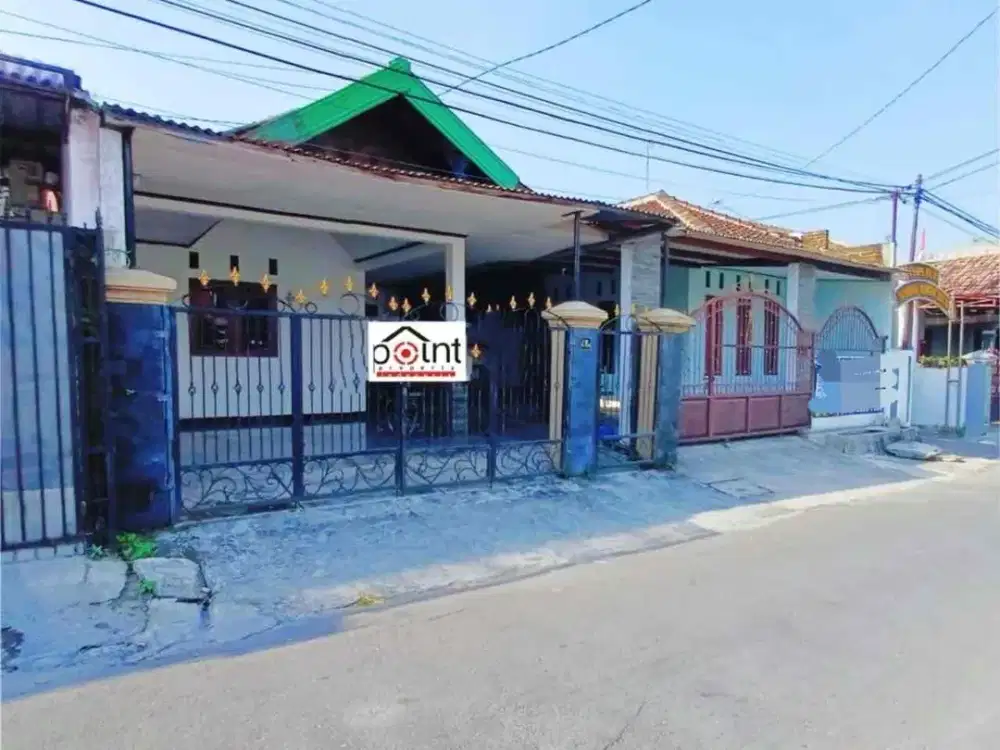 Rumah Luas Bagus Dekat Taman Jayawijaya