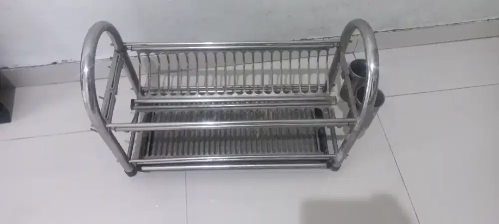 Rak piring stainlesss
