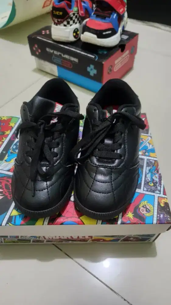 Sepatu Anak Full Black