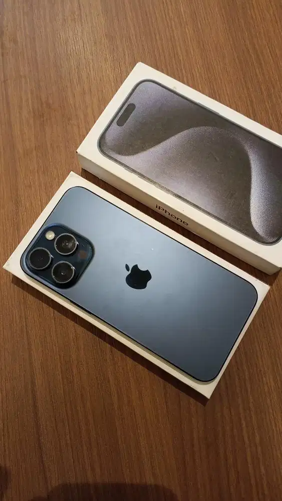 iPhone 15 Pro Max 256GB Inter All Operator LCD Gantian OLED Mahal