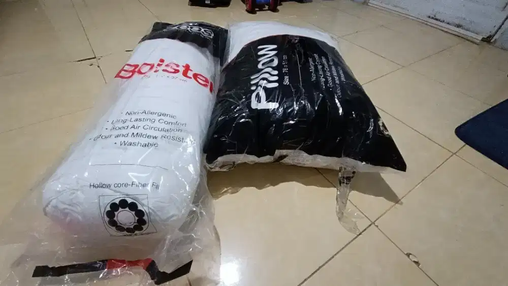 Dijual Murah Bantal Guling merek Zees