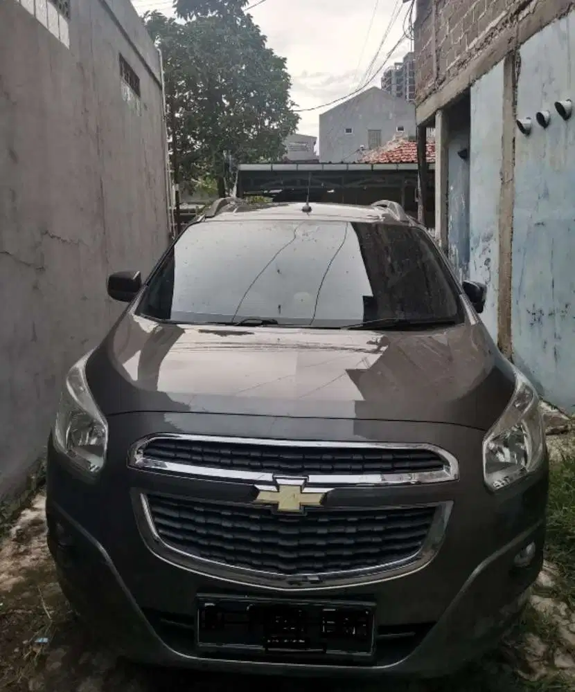 Chevrolet SPIN LTZ 1.5 AT Thn 2015 Full Original