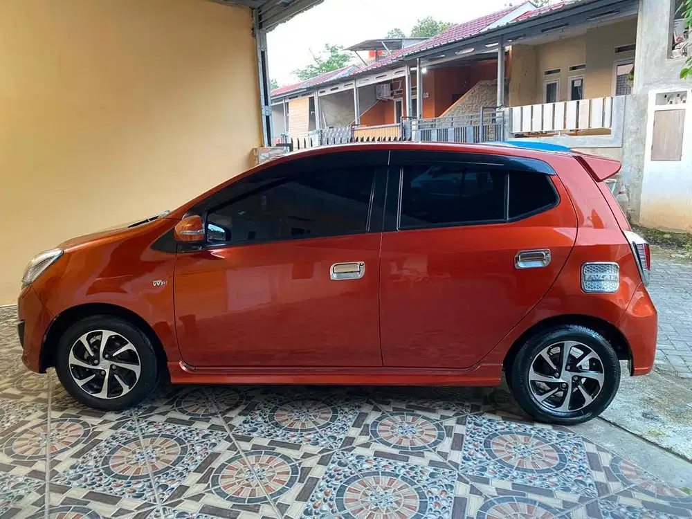 Daihatsu Ayla R 1.2 MT 2018
