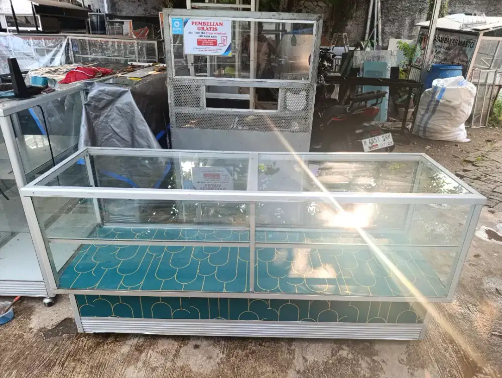 Jual Etalase conter HP second, Lok pamulang barat, Tangsel
