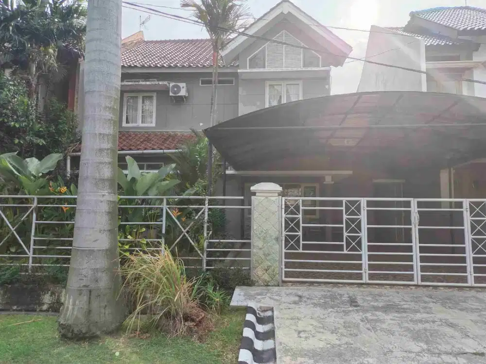 Dijual Rumah Luas di Jalan Utama Kemang Pratama 2 Bekasi